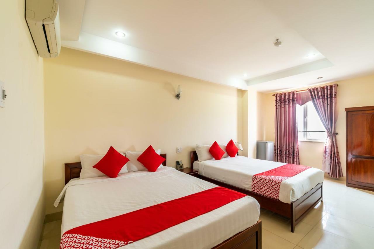 Oyo 375 Hoa Binh Hotel Danang Exterior photo