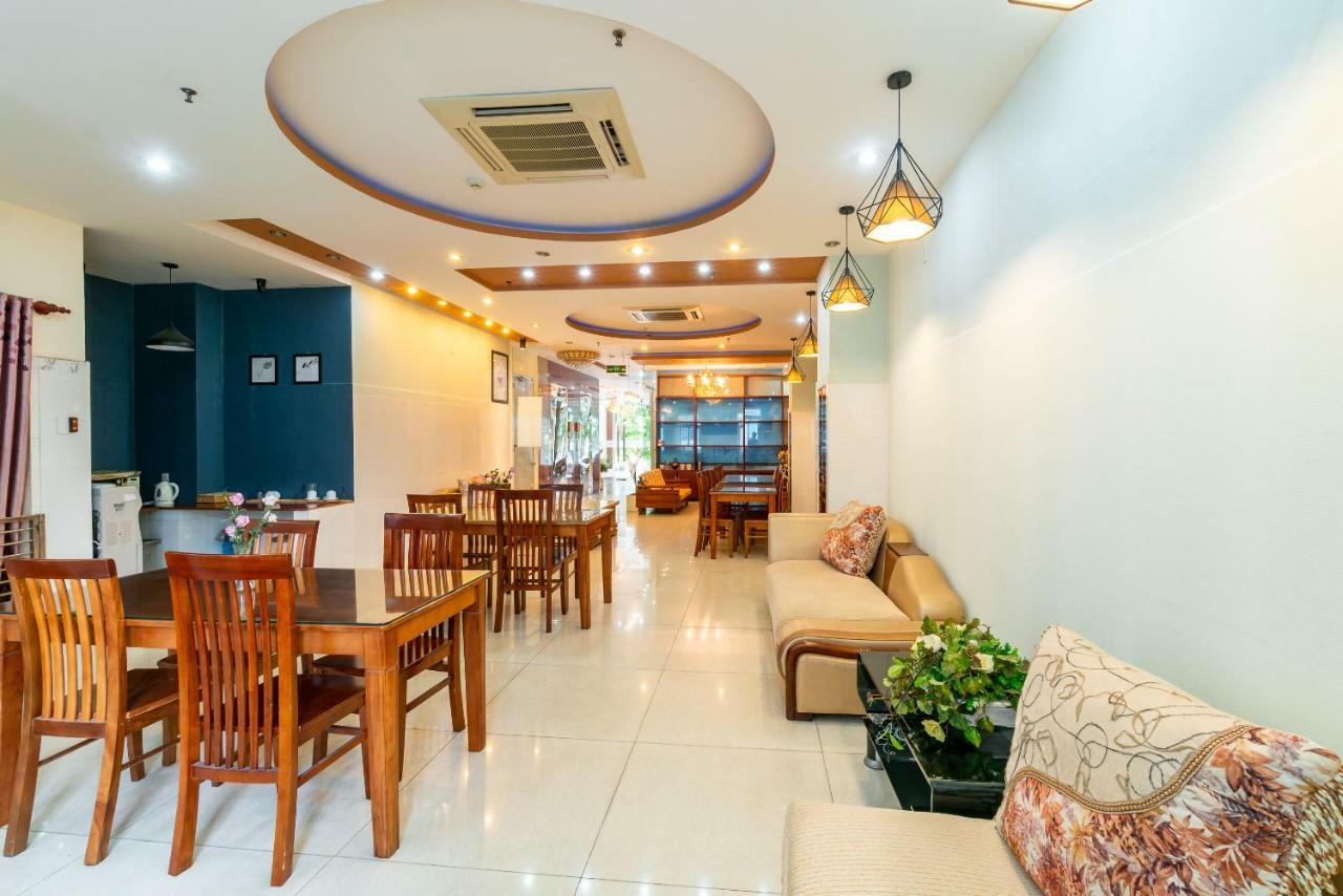 Oyo 375 Hoa Binh Hotel Danang Exterior photo