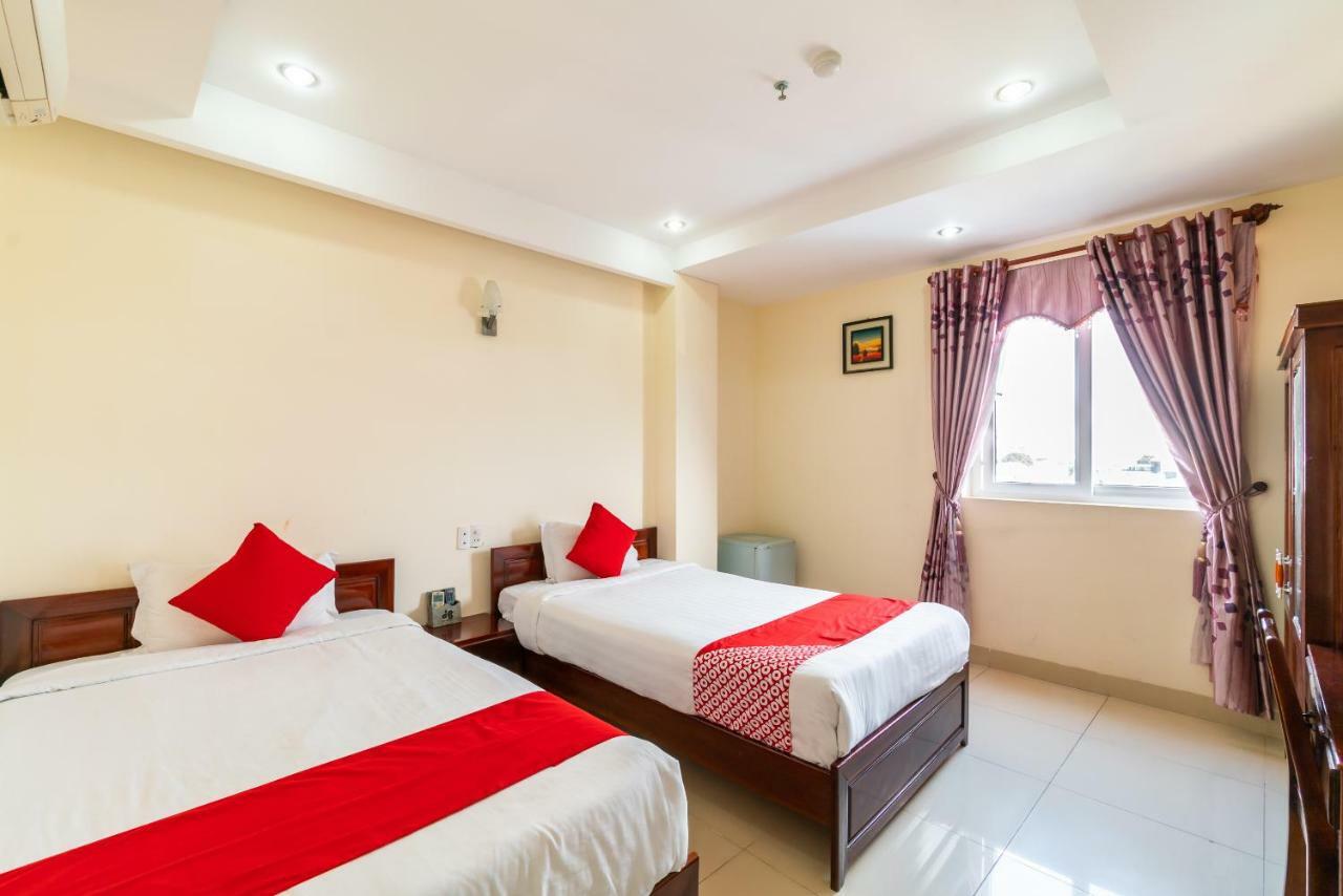 Oyo 375 Hoa Binh Hotel Danang Exterior photo