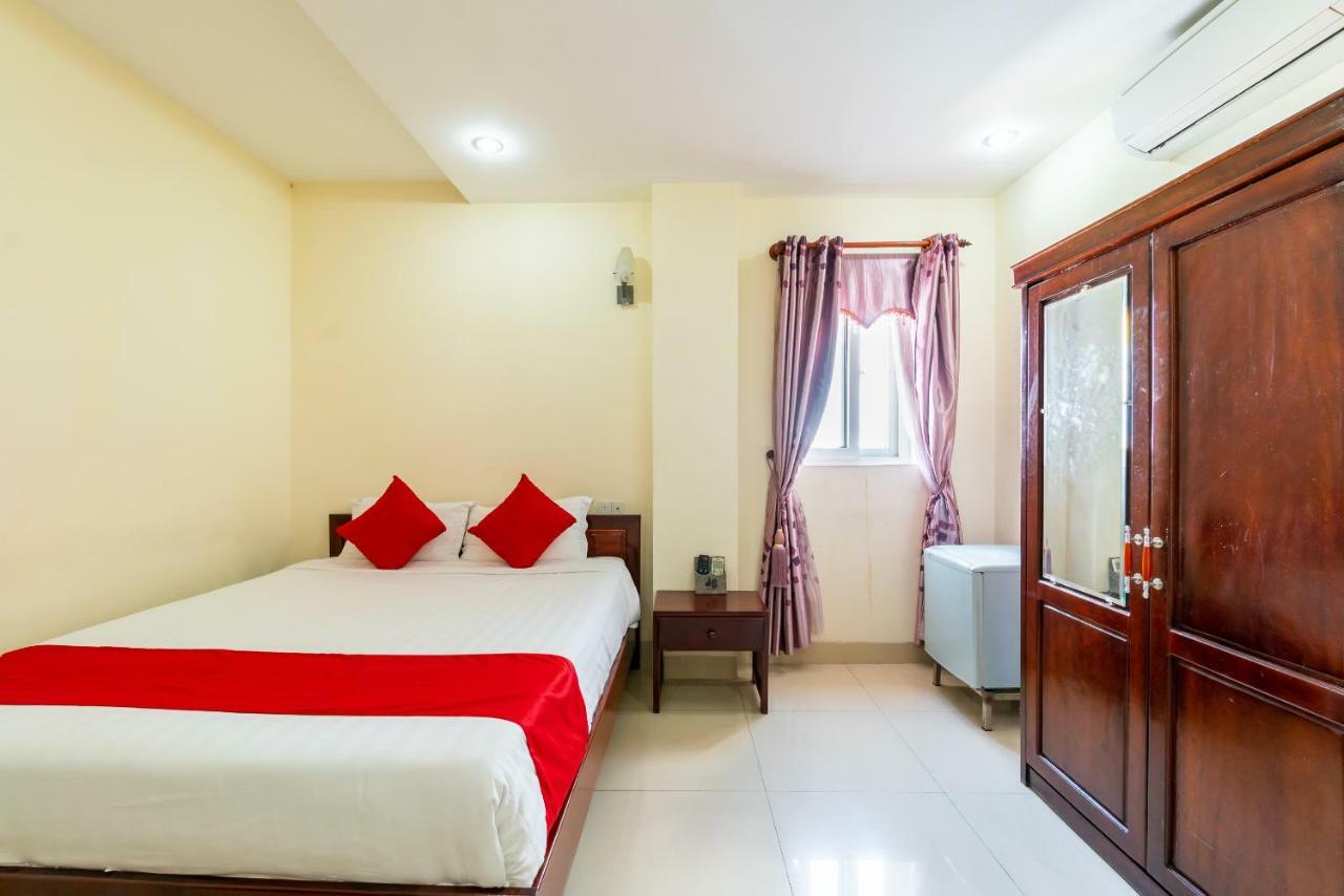 Oyo 375 Hoa Binh Hotel Danang Exterior photo